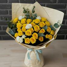 Букет цветов из:  Розы в Заветы Ильича