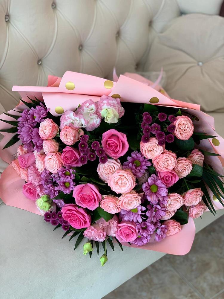 Букет цветов из: Хризантемы, Розы и Лизиантусы в Заветы Ильича