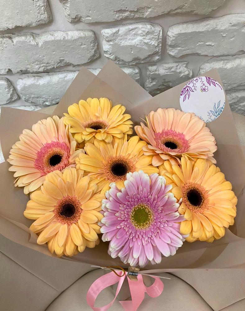 Букет цветов из: Герберы в Заветы Ильича