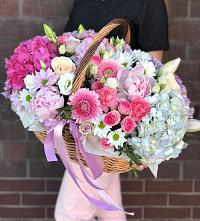 Цветочная композиция из Розы, Хризантемы, Пионы и Лизиантусы в корзине #REPLACE_PRED# Заветы Ильича