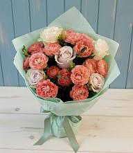 Букет цветов из:  Розы в Заветы Ильича