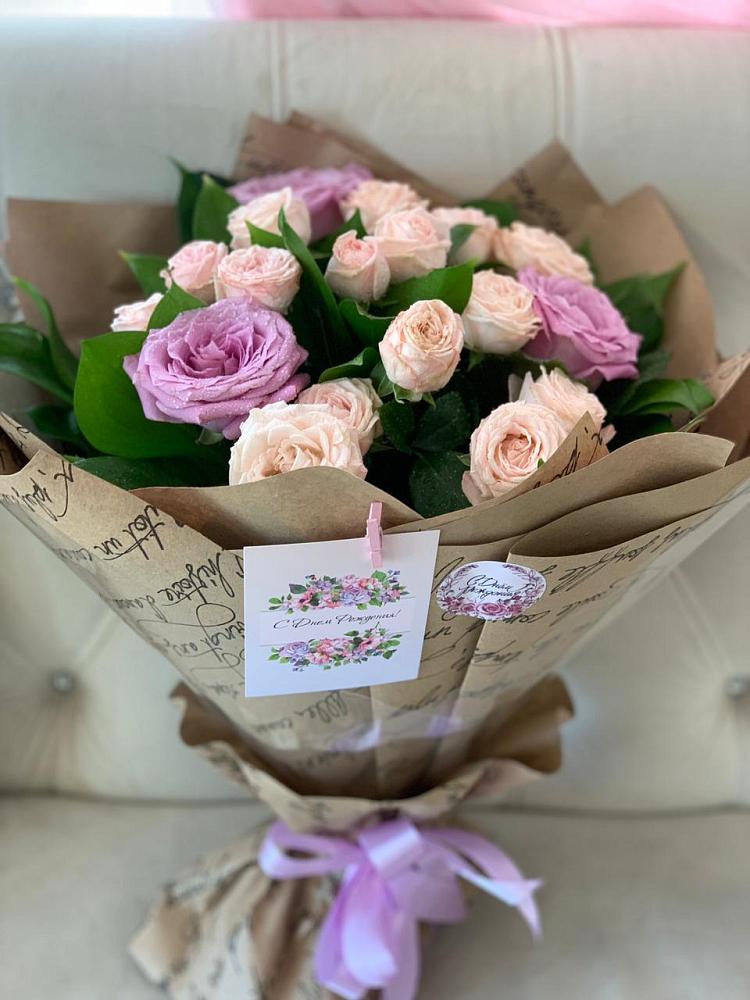 Букет цветов из: Розы в Заветы Ильича