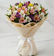 Букет цветов из:  Альстромерии в Заветы Ильича