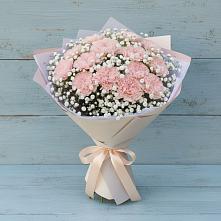 Букет цветов из:  Гвоздики в Заветы Ильича