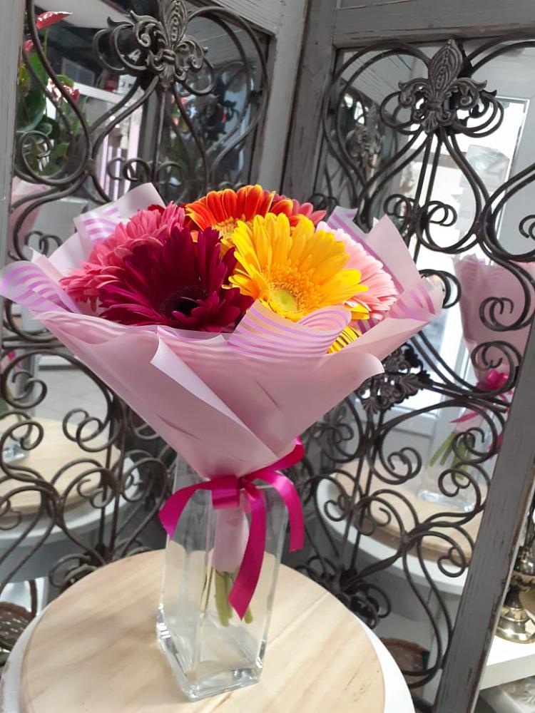 Букет цветов из: Герберы в Заветы Ильича