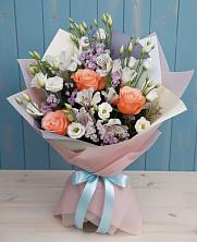 Букет цветов из:  Лизиантусы, Розы, Альстромерии и Гипсофила в Заветы Ильича