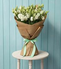 Букет цветов из:  Лизиантусы в Заветы Ильича