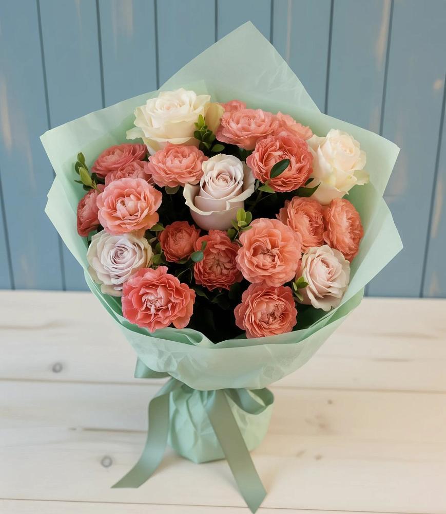 Букет цветов из: Розы в Заветы Ильича