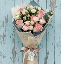 Букет цветов из:  Розы в Заветы Ильича