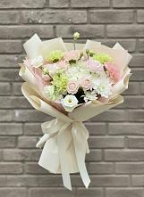 Букет цветов из:  Гвоздики, Розы, Лизиантусы и Хризантемы #REPLACE_PRED# Заветы Ильича