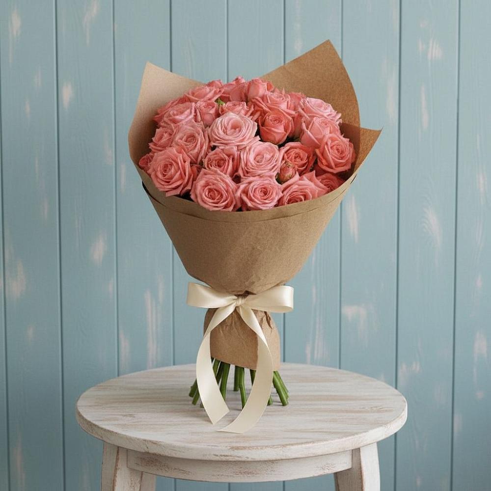 Букет цветов из: Розы в Заветы Ильича