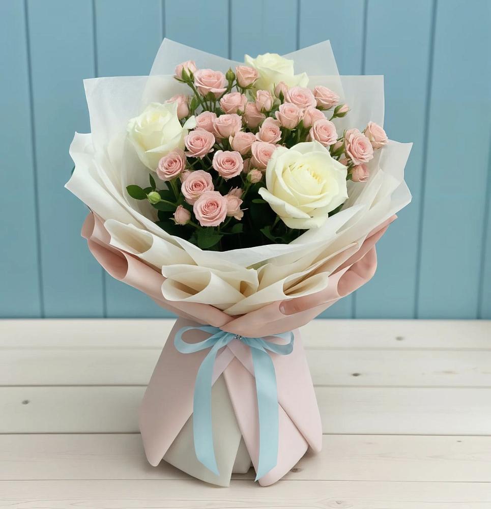 Букет цветов из: Розы в Заветы Ильича