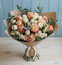 Букет цветов из:  Альстромерии и Розы #REPLACE_PRED# Заветы Ильича
