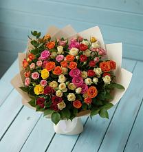 Букет Микс из разноцветных кустовых роз в Заветы Ильича